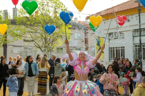 Corações dão Nova Vida à Estrada Consiglieri Pedroso do Município de Oeiras
